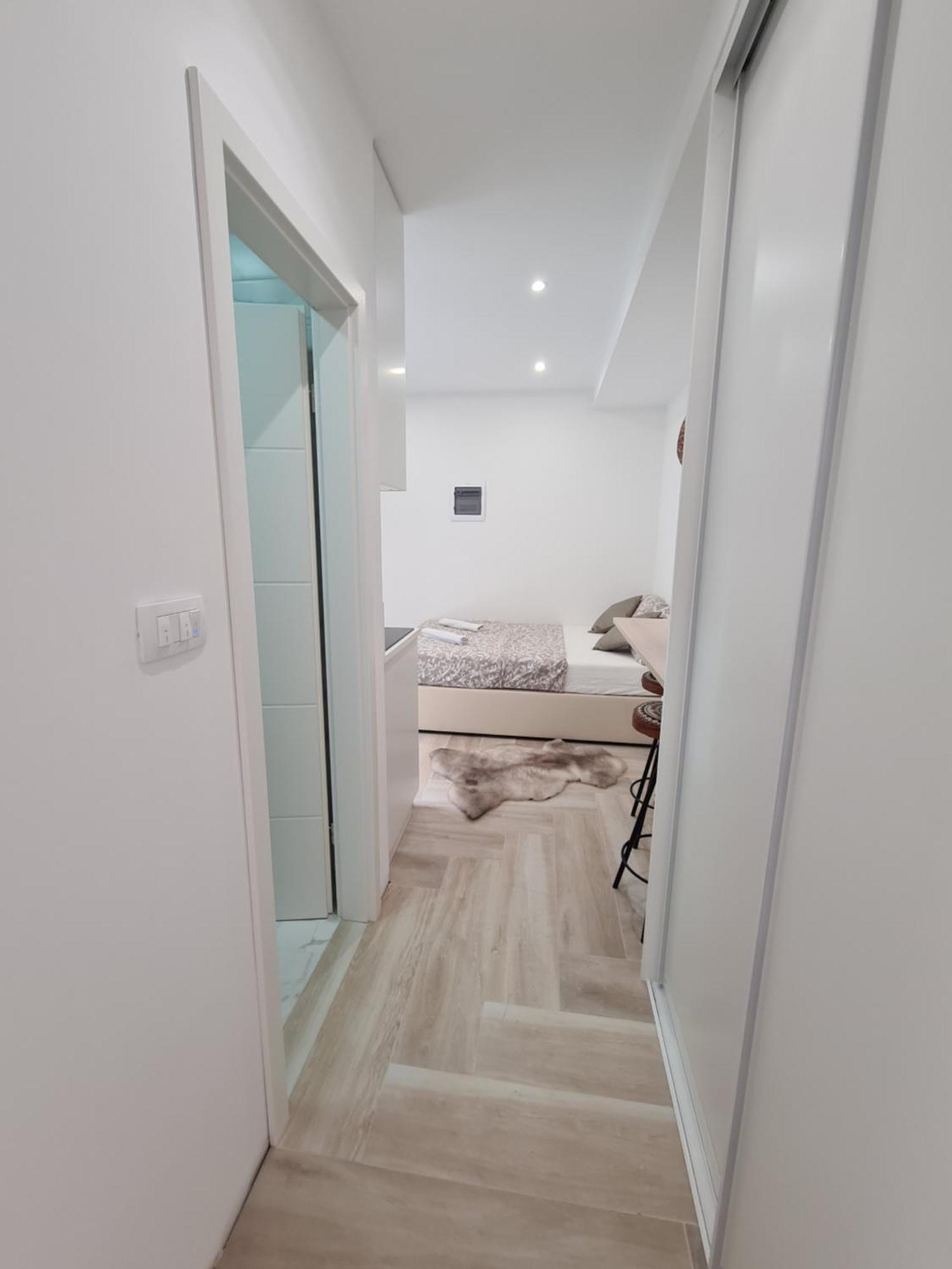 Balance Apartments โคเปร์ ภายนอก รูปภาพ